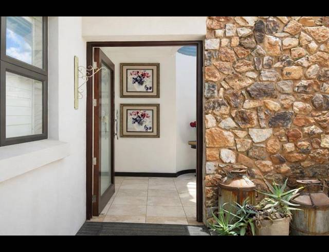 4 BEDROOM HOUSE FOR SALE IN SOUTHDOWNS ESTATE